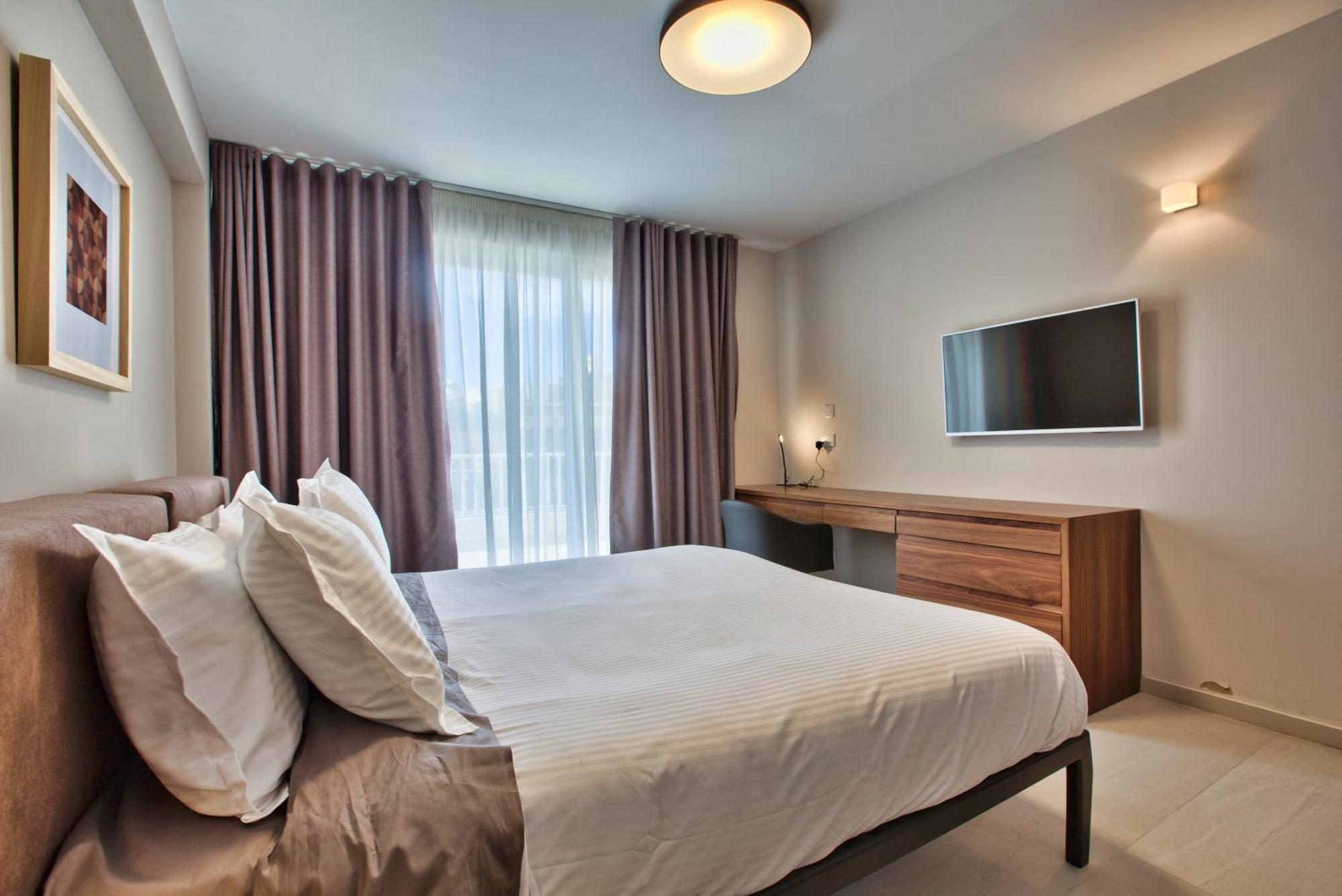 Sea Front Spacious Valletta Views Apartments Σλιέμα Εξωτερικό φωτογραφία