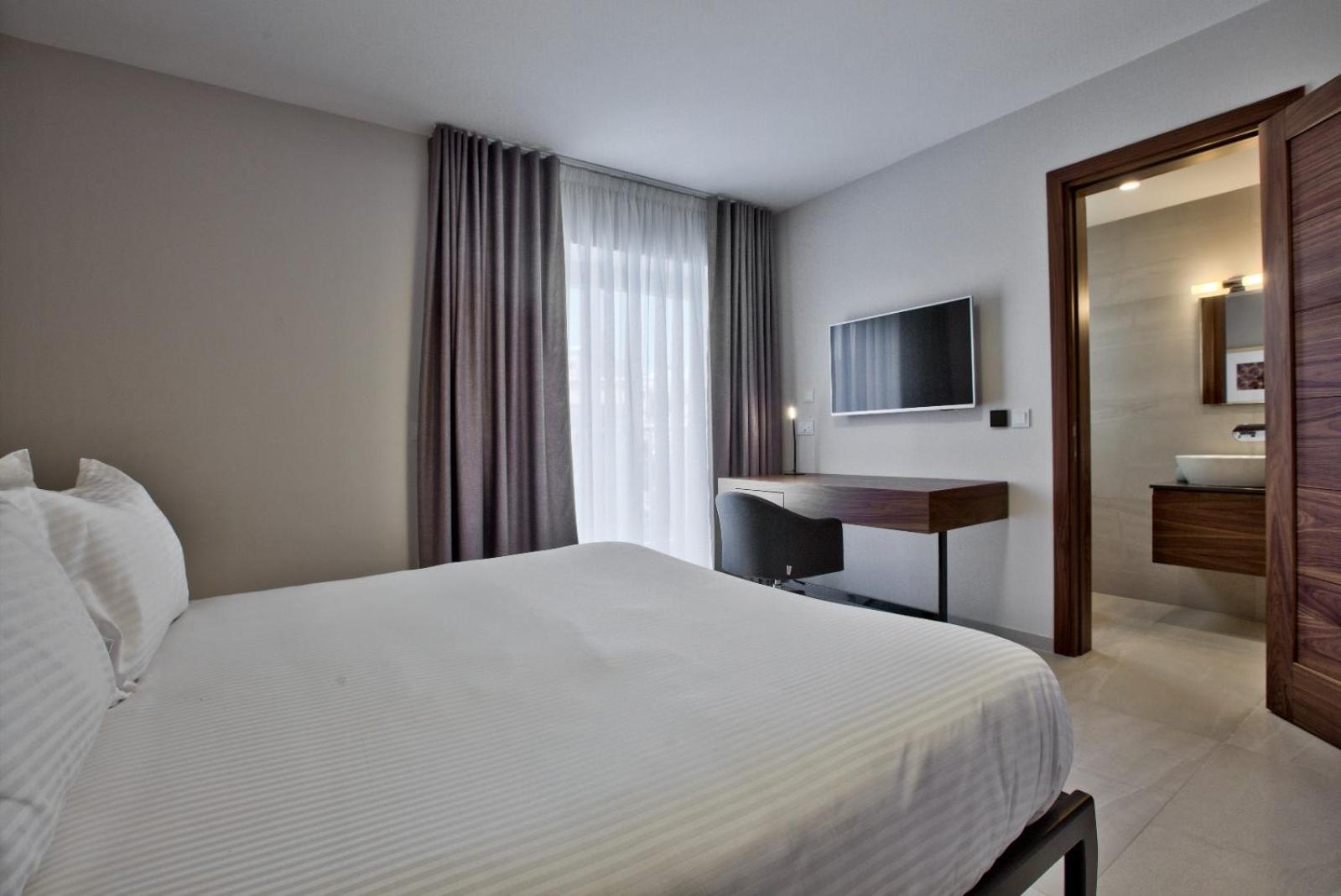 Sea Front Spacious Valletta Views Apartments Σλιέμα Εξωτερικό φωτογραφία